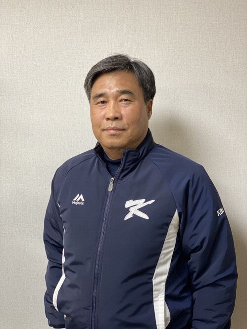 허운 신임 KBO 심판위원장 [KBO 사무국 제공]